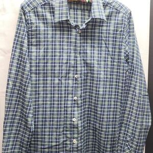 Stylish Plaid Button-Down Shirt for Men